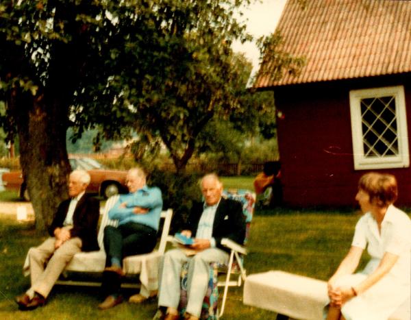 Byalaget 1979. Hos Maj-Britt o Stig. Maj-Britt. Henry. Einar. Hilmer.