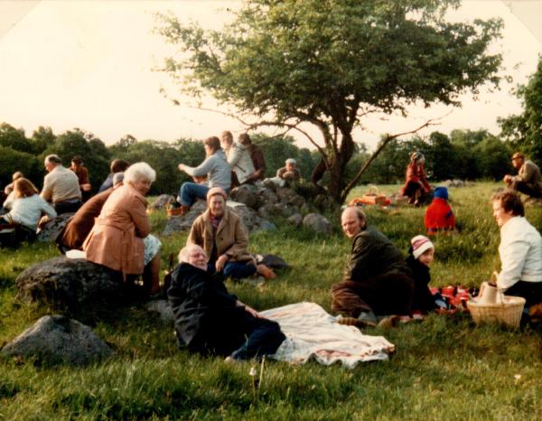 Gökotta 1980. KAFFEPAUS. På en udden Garpeudd.