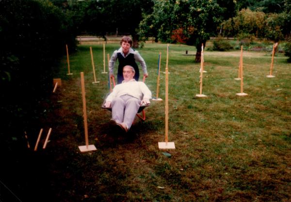 Årsmöte 1982. VILKA VANN? HERRARNA FICK KÄNNA SIG DRAGNA.